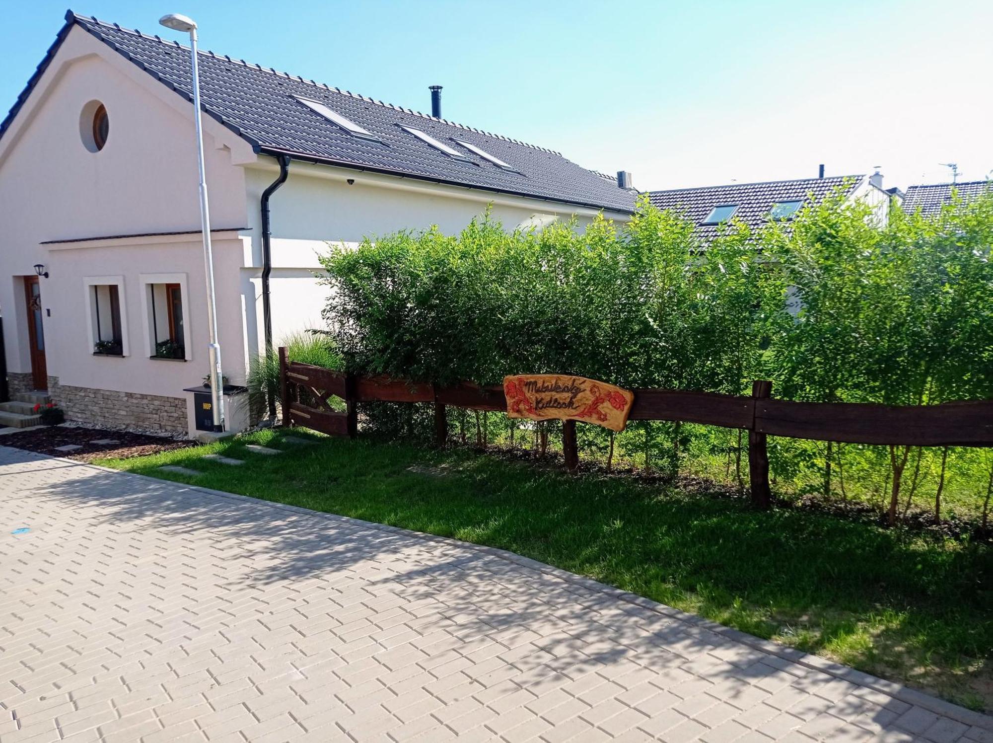 Penzion Mikulecky Kutloch Mikulčice Exterior foto